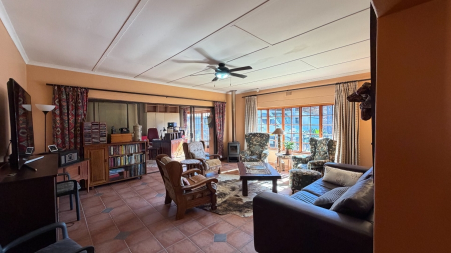 4 Bedroom Property for Sale in Oewersig North West
